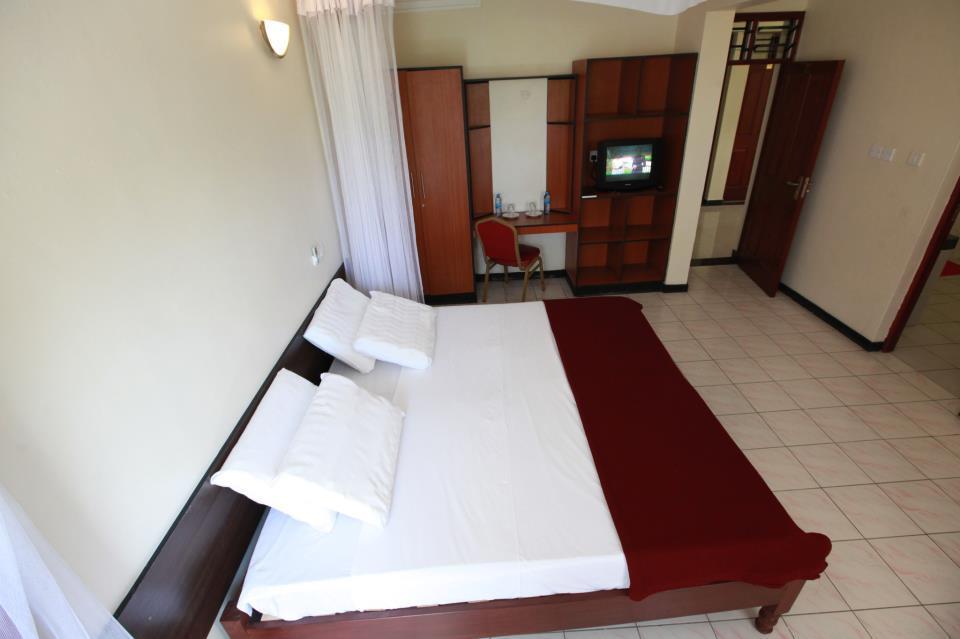 Coastgate Hotel Mombasa Szoba fotó